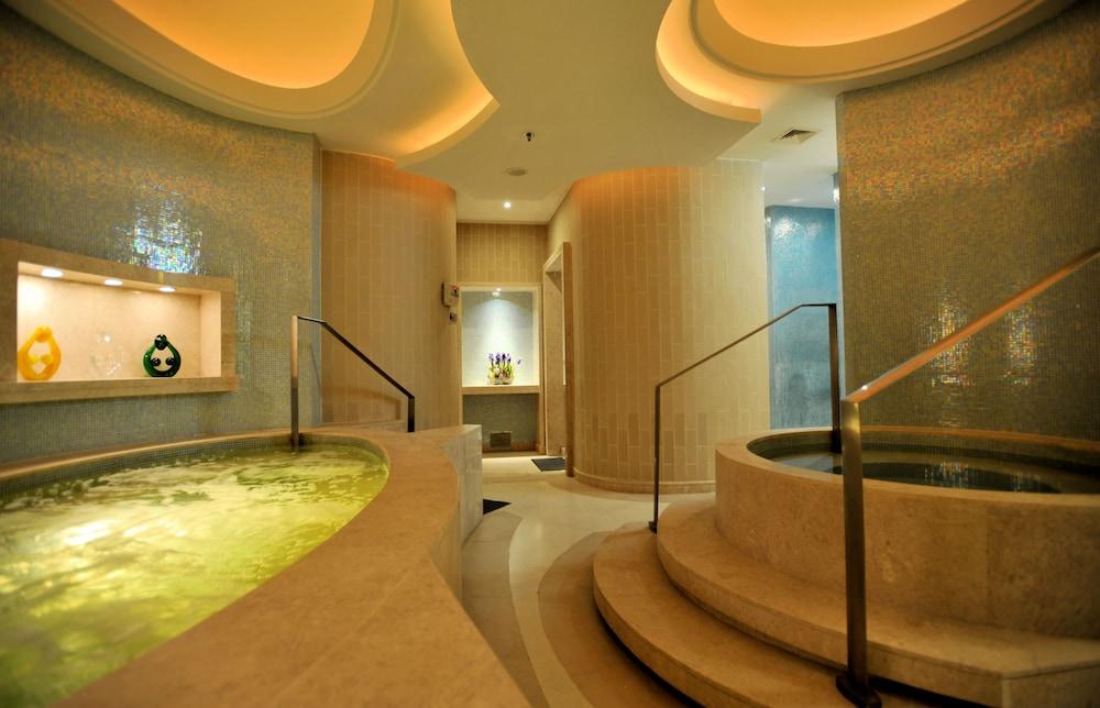 Grand Millennium Shanghai Hongqiao Esterno foto